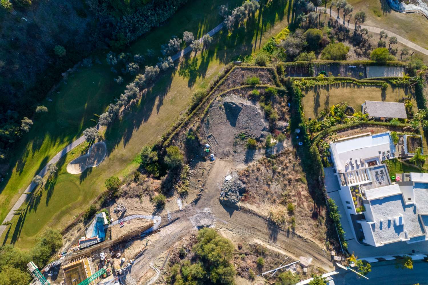 MAGNIFICA  PARCELA DE 2723 M2 , EN BENAHAVÍS , MARBELLA